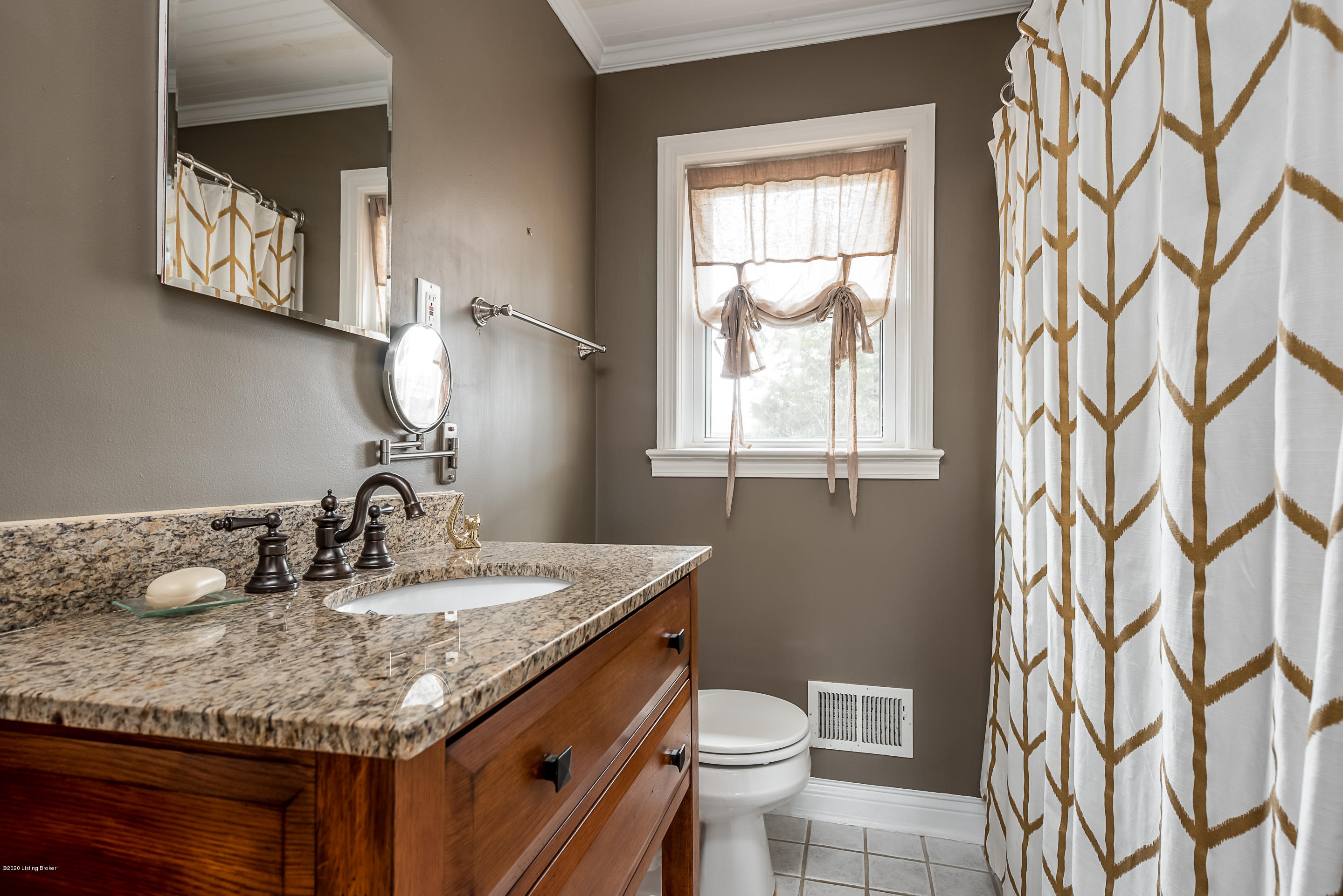2211 Janlyn Road Louisville, KY 40299 - Photo 12 of 20 AA J Full Bath