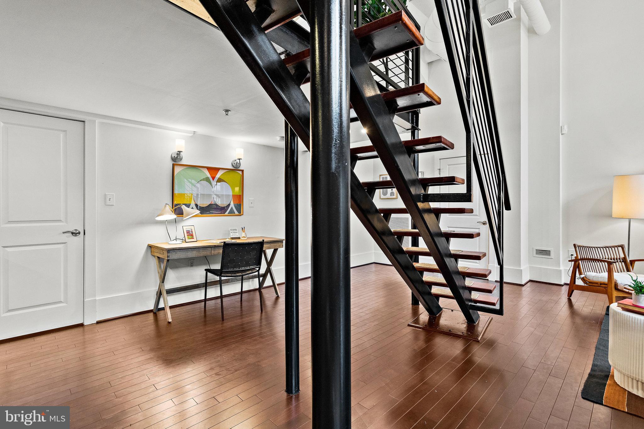 1315 Independence Avenue Southeast, Unit 8 Washington, DC 20003 - Photo 22 of 43 1 of 2 WFH areas. Laundry closet to left.