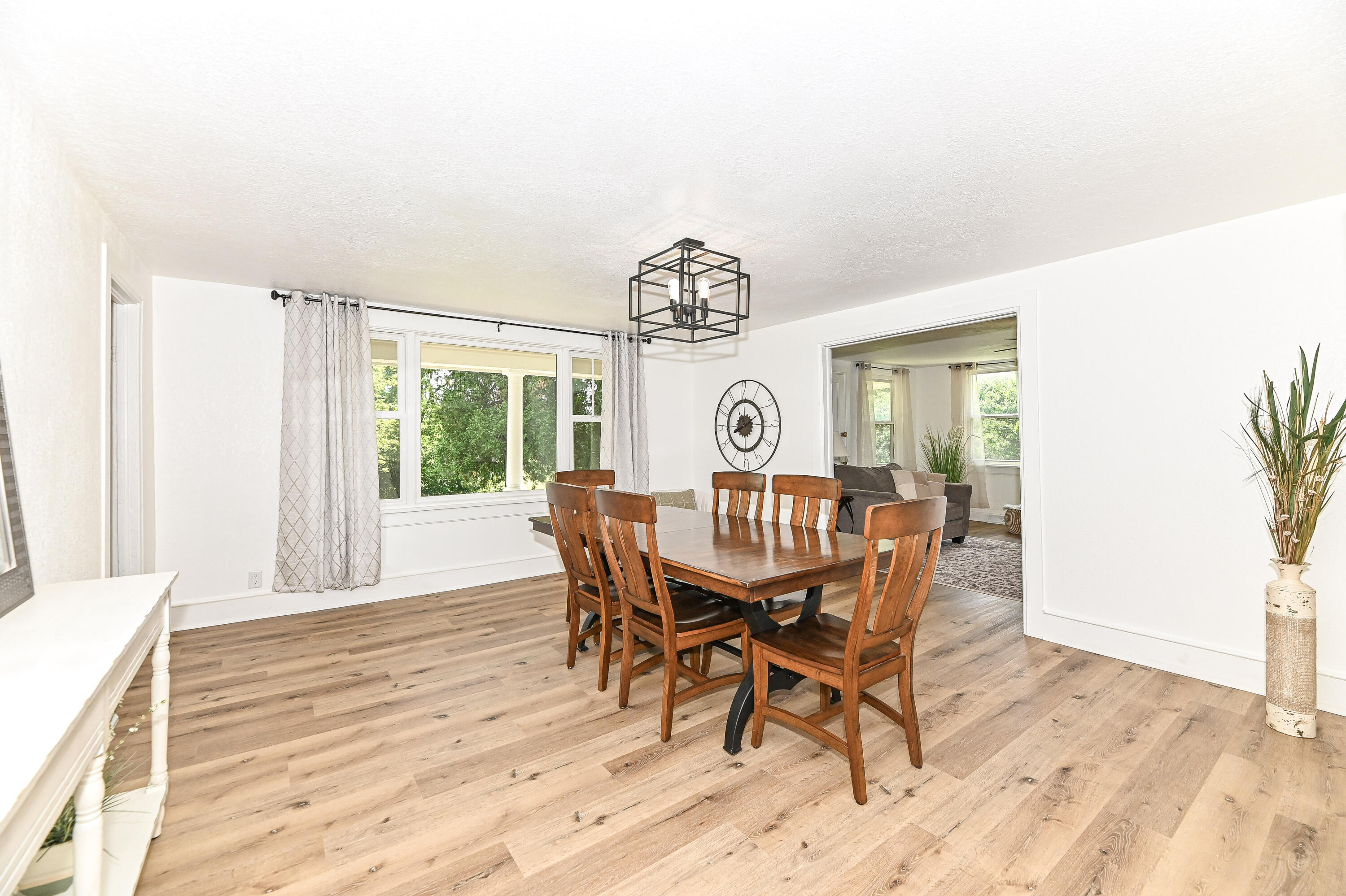 5824 Marsh Road Waterford, WI 53185 - Photo 13 of 50 Dining Room