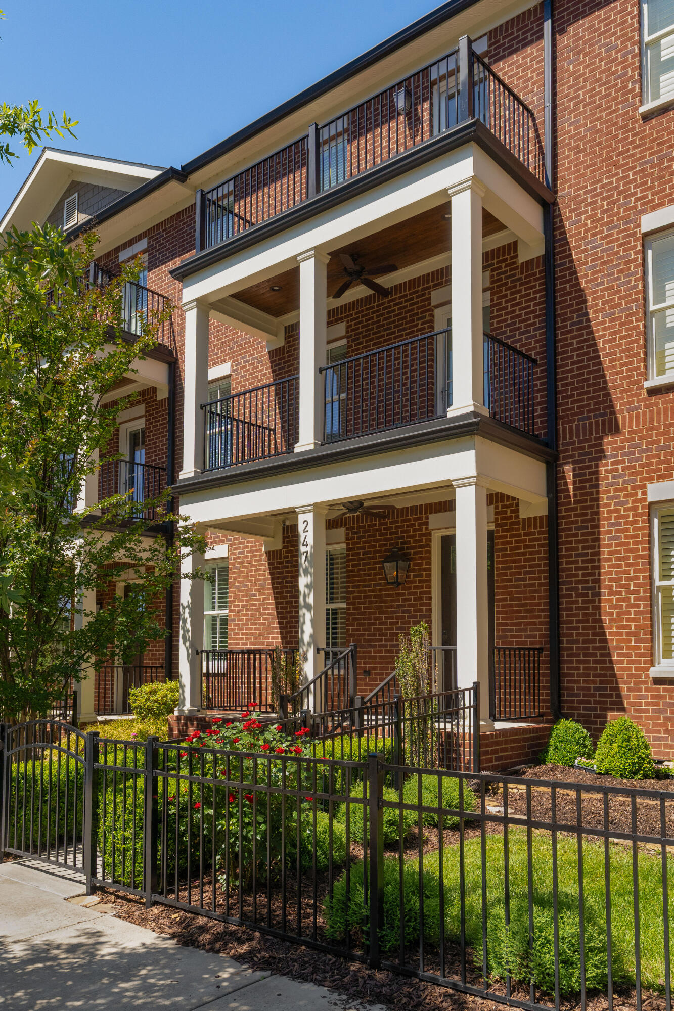247 Walnut Street Chattanooga, TN 37403 - Photo 4 of 64 06 - 247 Walnut Street - Exterior