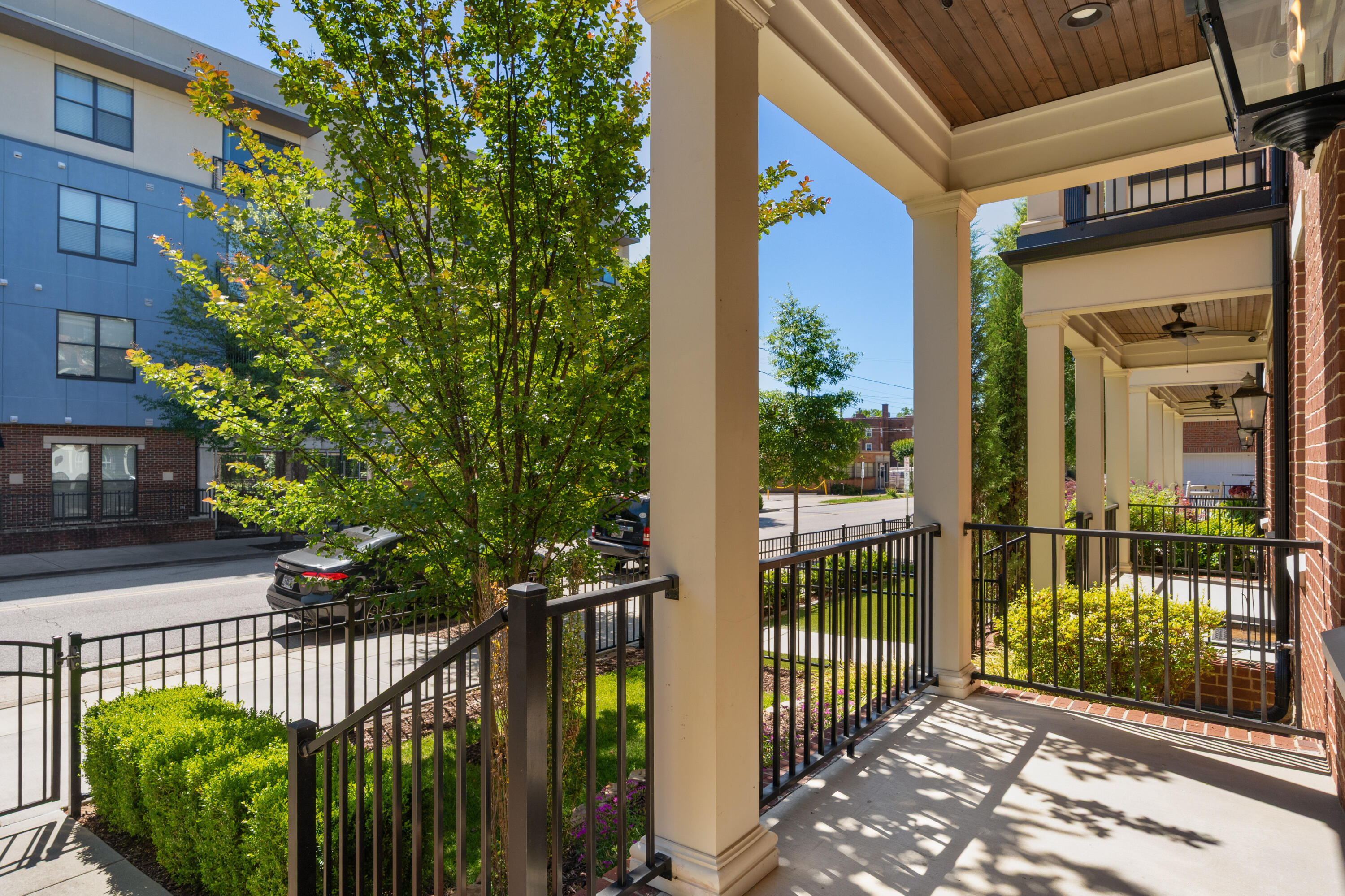 247 Walnut Street Chattanooga, TN 37403 - Photo 7 of 64 10 - 247 Walnut Street - Exterior