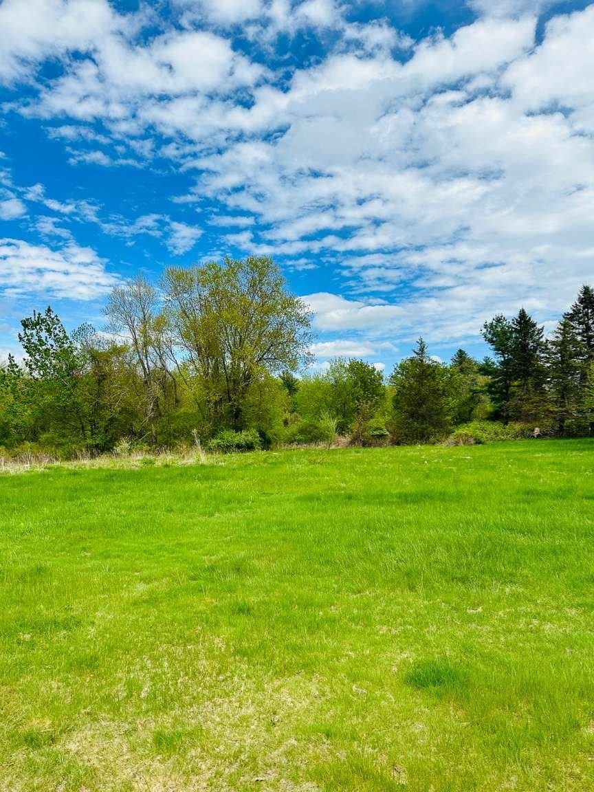 122 Burbank Road Sutton, MA 01590 - Photo 3 of 4 Gallery Image 3