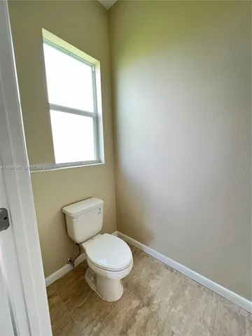 $2,200 | 1060 South Capri Court, LaBelle, FL 33935