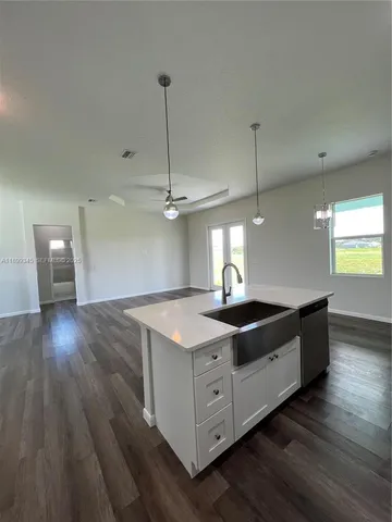 $2,200 | 1060 South Capri Court, LaBelle, FL 33935