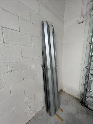 $2,200 | 1060 South Capri Court, LaBelle, FL 33935