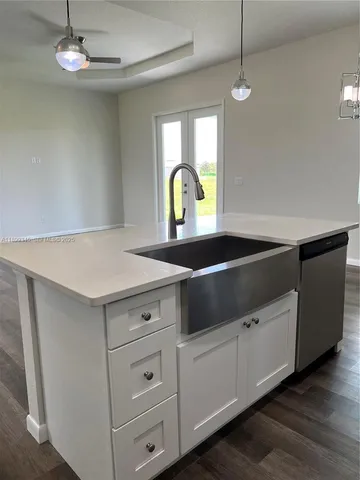 $2,200 | 1060 South Capri Court, LaBelle, FL 33935