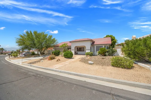 $3,000 | 9735 Hoylake Road, Desert Hot Springs, CA 92240