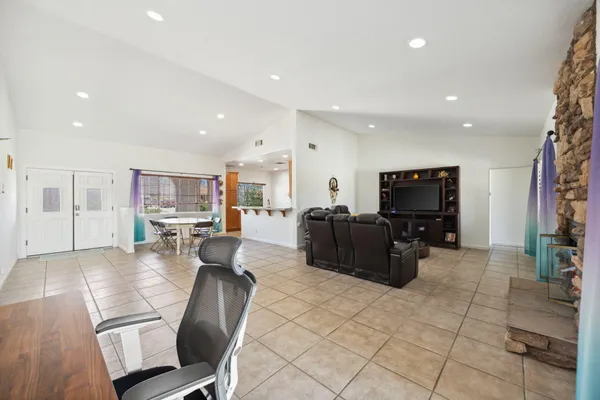 $3,000 | 9735 Hoylake Road, Desert Hot Springs, CA 92240
