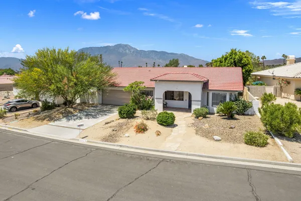 $3,000 | 9735 Hoylake Road, Desert Hot Springs, CA 92240