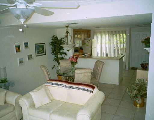 968 Jeffery Street Boca Raton, FL 33487 - Photo 8 of 13 Additional Photo
