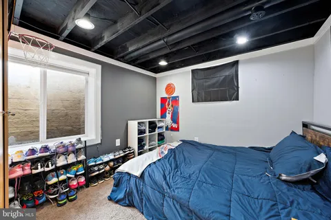 $450,000 | 301 Orinda Drive, Wilmington, DE 19804