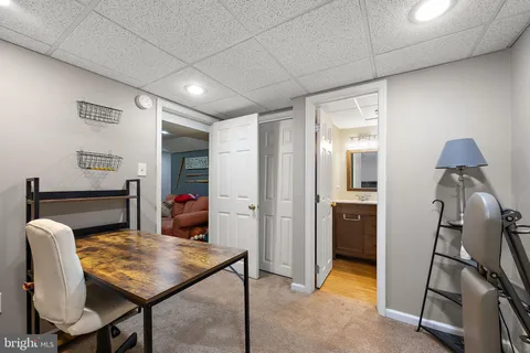 $450,000 | 301 Orinda Drive, Wilmington, DE 19804