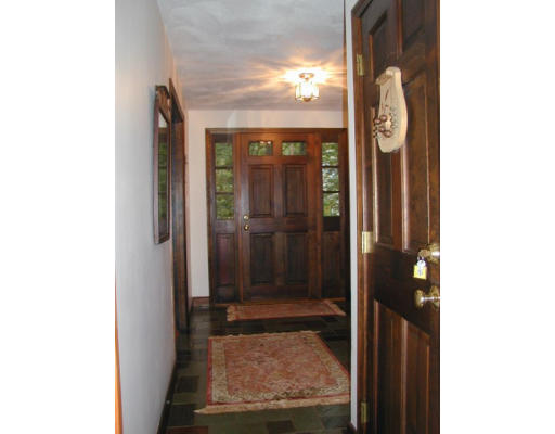12 Robinson Road Westford, MA 01886 - Photo 12 of 25 Gallery Image 12