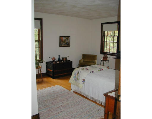 12 Robinson Road Westford, MA 01886 - Photo 24 of 25 Gallery Image 24