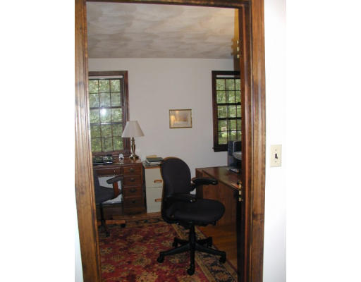 12 Robinson Road Westford, MA 01886 - Photo 25 of 25 Gallery Image 25