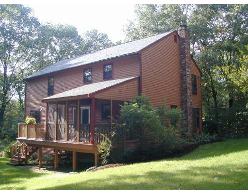 12 Robinson Road Westford, MA 01886 - Photo 4 of 25 Gallery Image 4