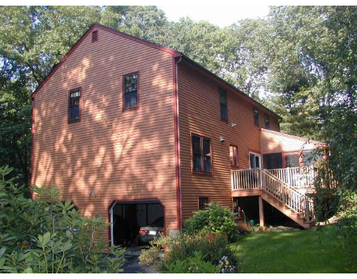 12 Robinson Road Westford, MA 01886 - Photo 5 of 25 Gallery Image 5