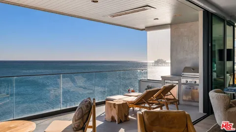 $8,450,000 | 22822 Pacific Coast Highway, Malibu, CA 90265