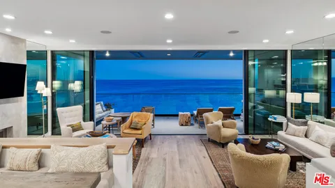$8,450,000 | 22822 Pacific Coast Highway, Malibu, CA 90265