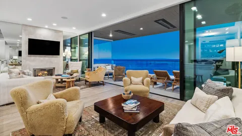 $8,450,000 | 22822 Pacific Coast Highway, Malibu, CA 90265