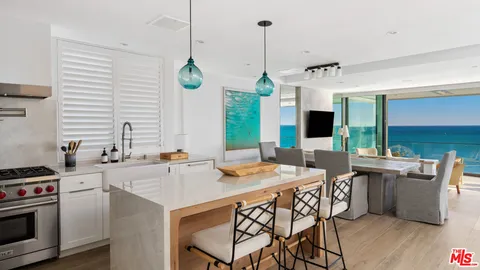 $8,450,000 | 22822 Pacific Coast Highway, Malibu, CA 90265