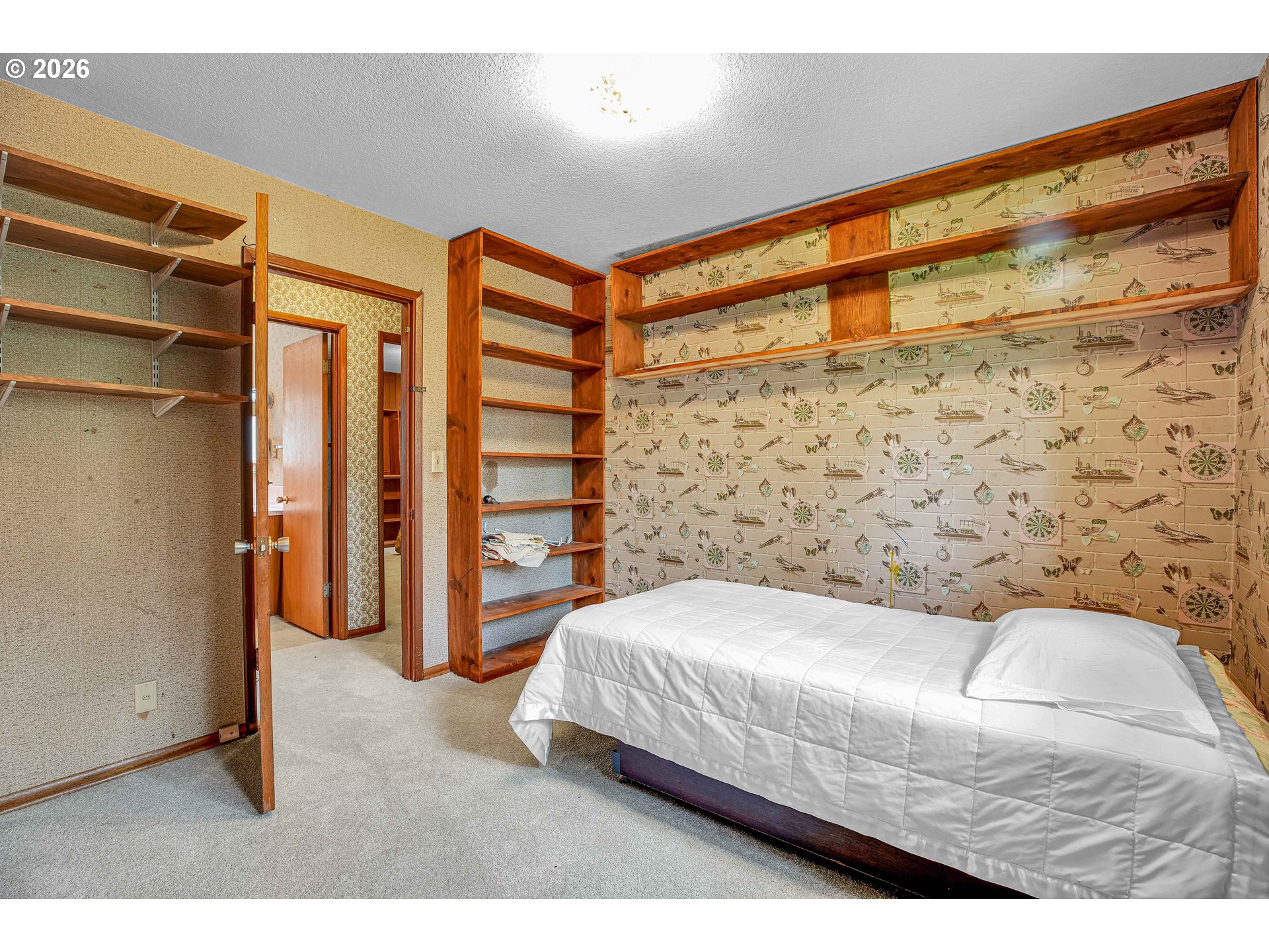 16714 Northeast Wasco Street Portland, OR 97230 - Photo 23 of 42
