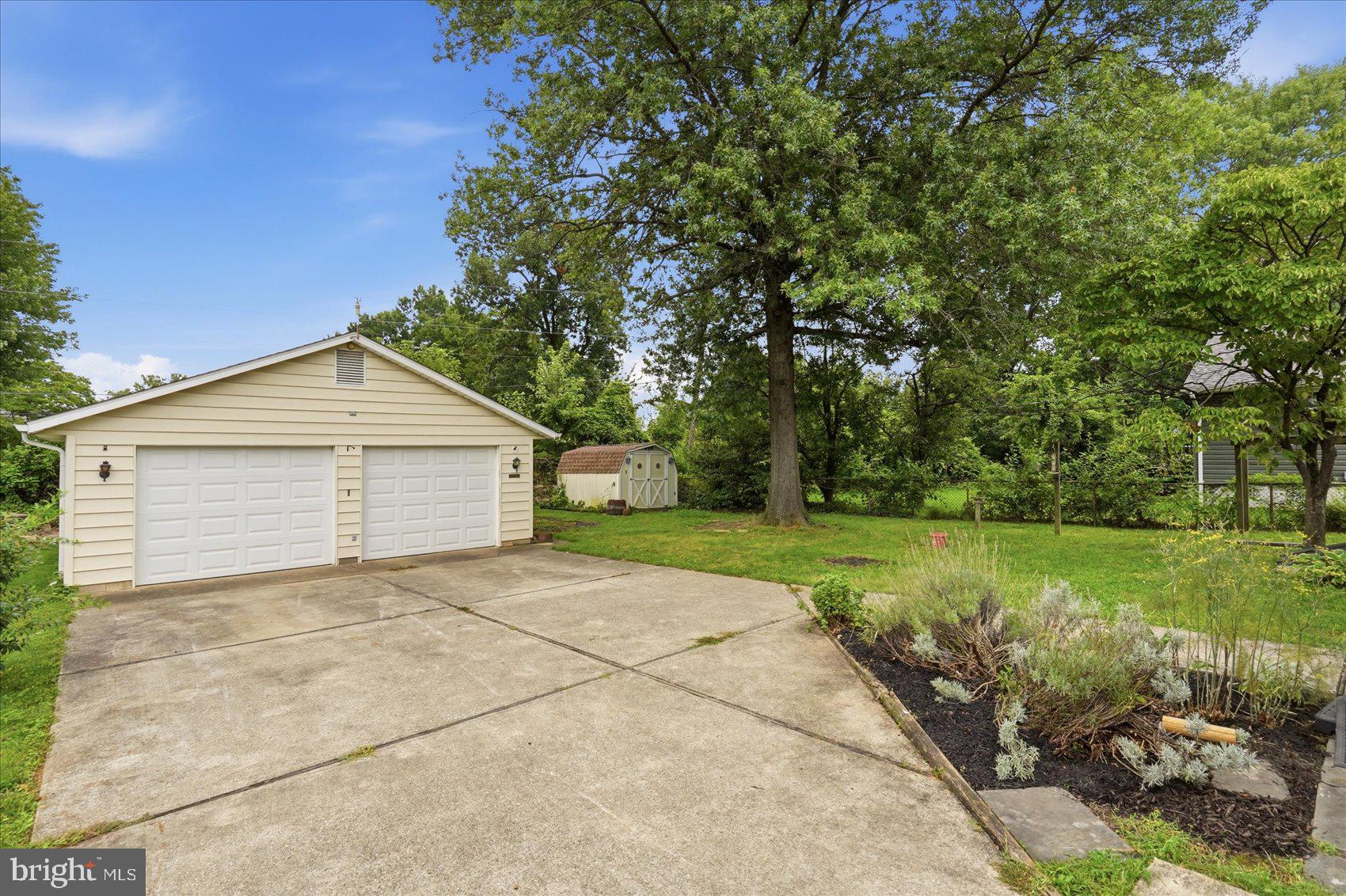 210 Mountain Road Linthicum Heights, MD 21090 - Photo 39 of 42 Gallery Image 39