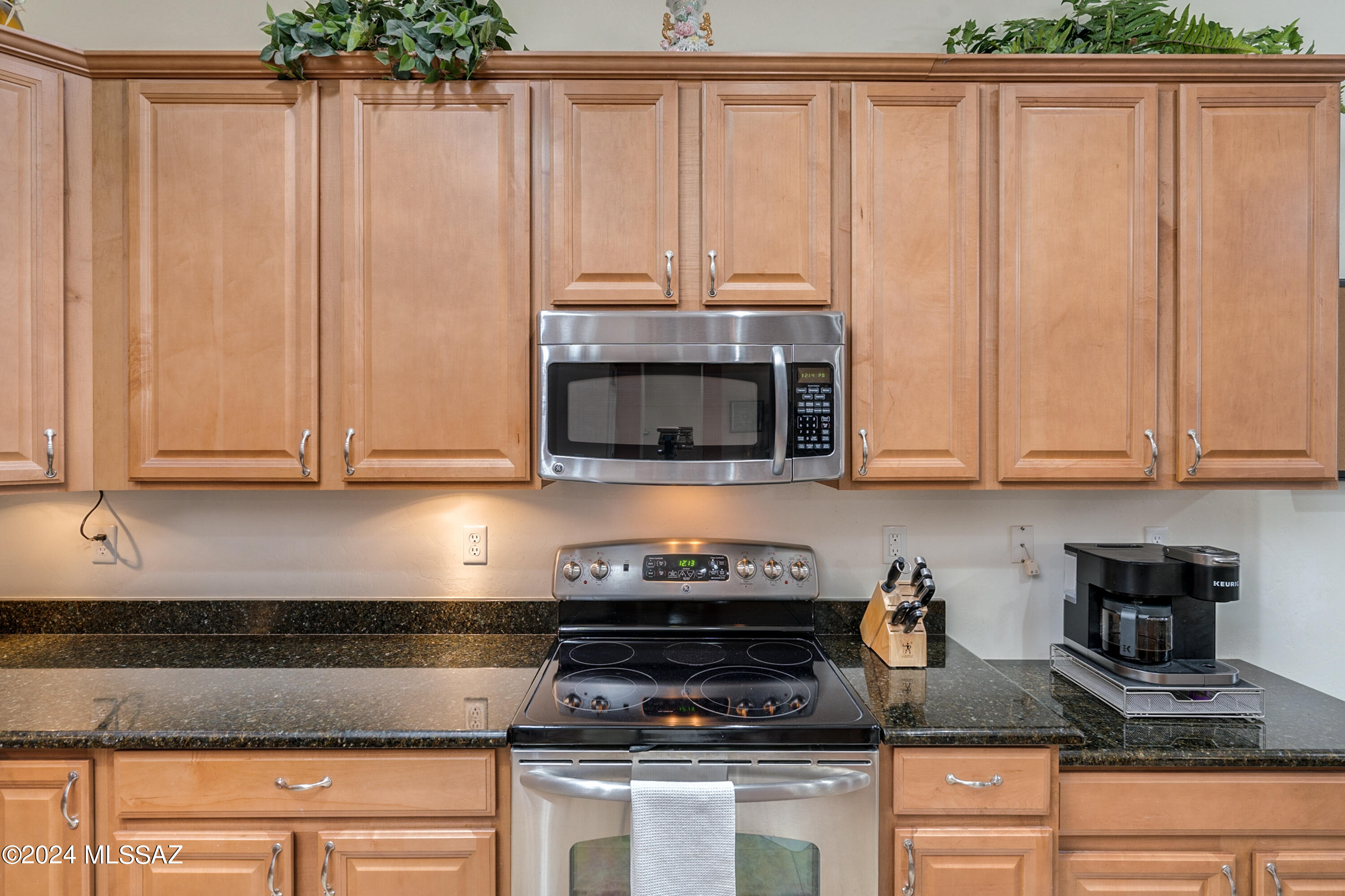 7774 East Treetop Road Tucson, AZ 85756 - Photo 9 of 23 Gallery Image 9