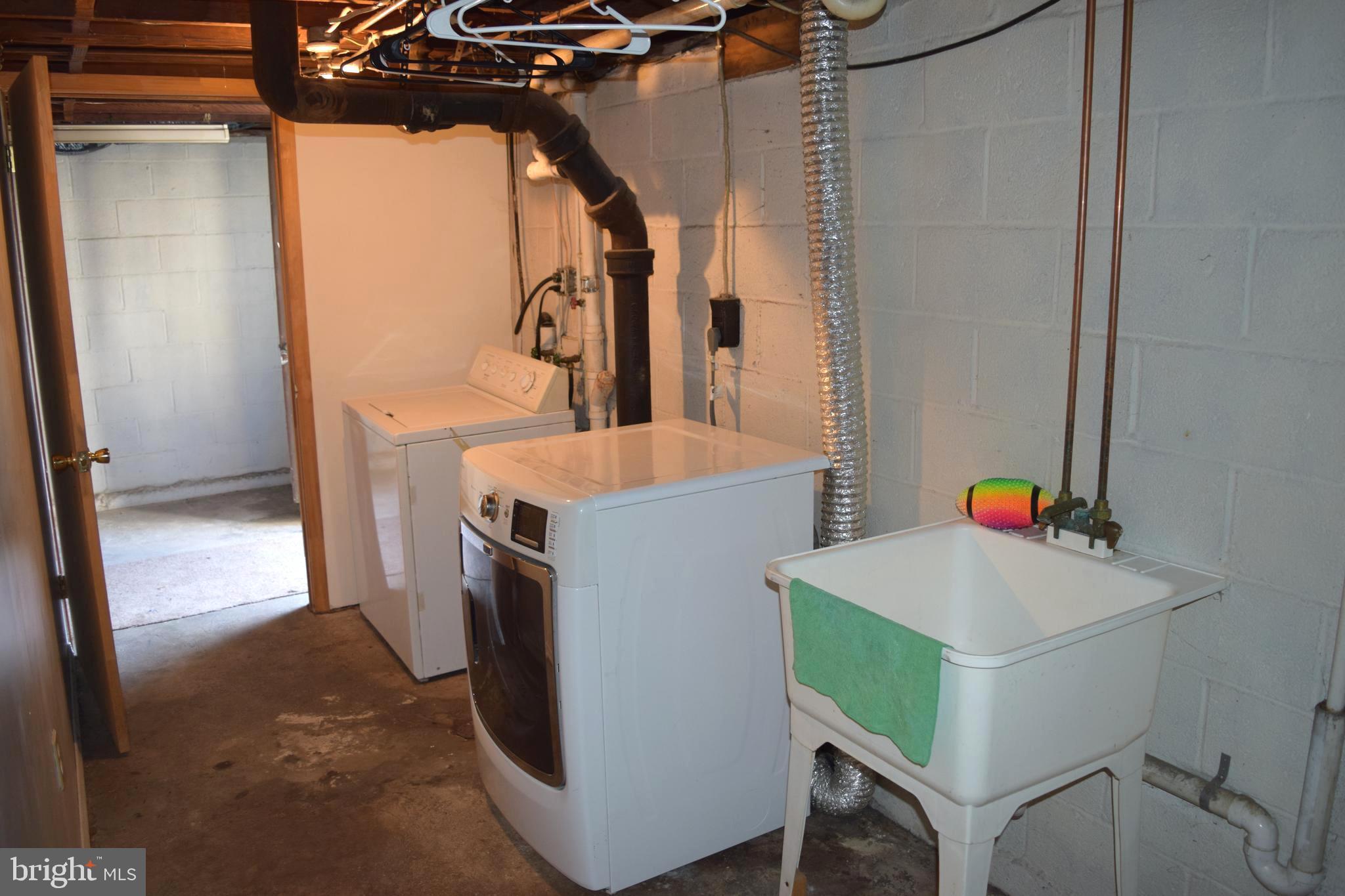 4719 Hillside Road Harrisburg, PA 17109 - Photo 19 of 23 Gallery Image 19