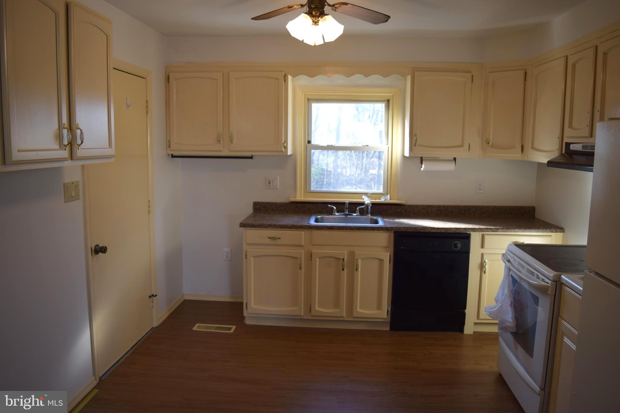 4719 Hillside Road Harrisburg, PA 17109 - Photo 7 of 23 Gallery Image 7