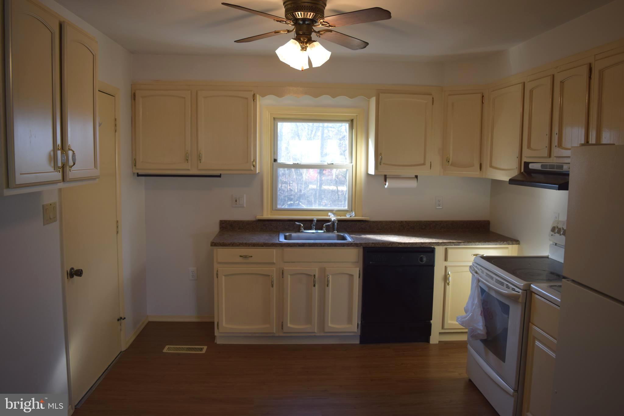 4719 Hillside Road Harrisburg, PA 17109 - Photo 8 of 23 Gallery Image 8