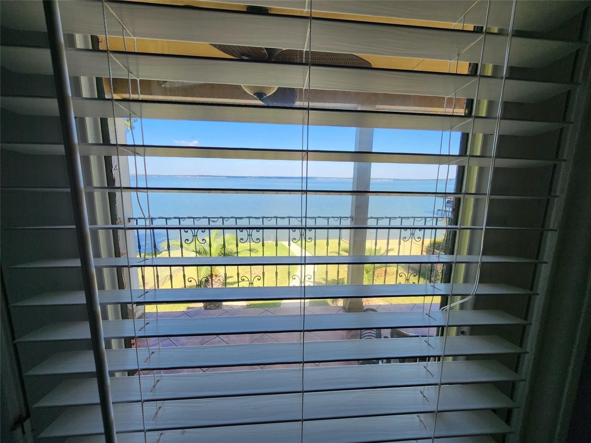 231 Key Largo Loop Point Blank, TX 77364 - Photo 37 of 42