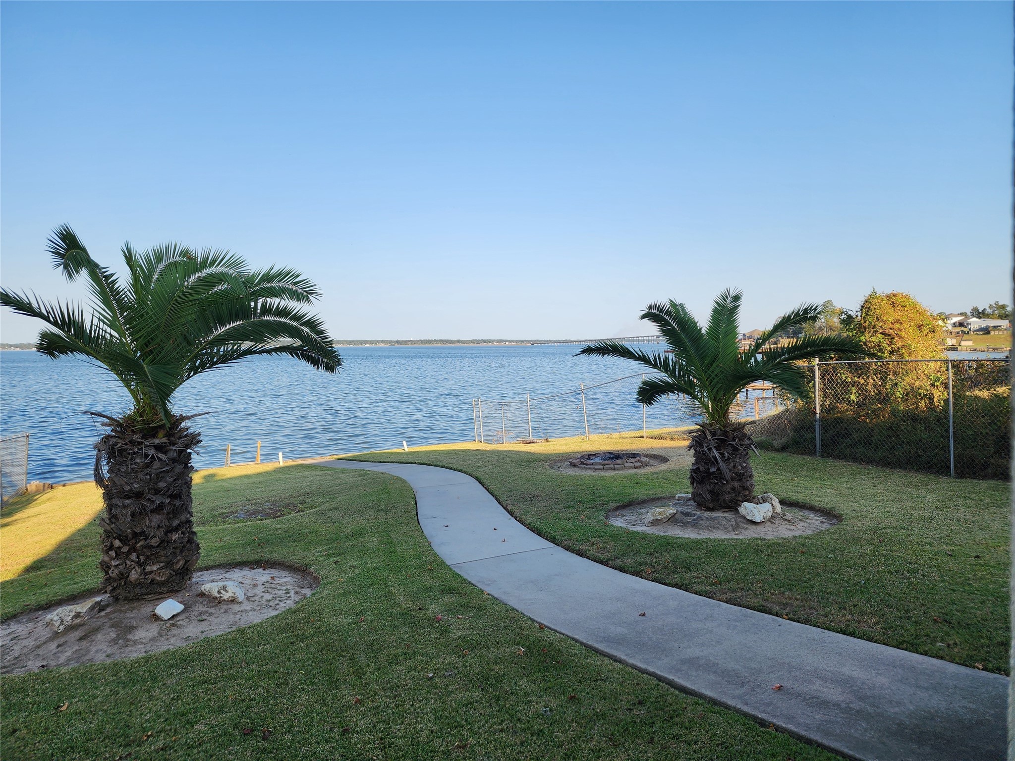 231 Key Largo Loop Point Blank, TX 77364 - Photo 6 of 42