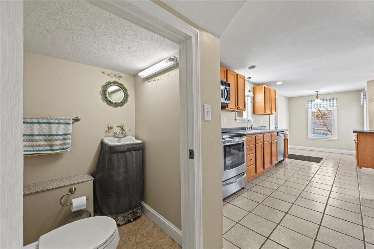 317 Alfred Street, Unit 101 Biddeford, ME 04005 - Photo 14 of 28 10-317 Alfred-10