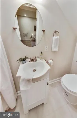 $1,500 | 1720 H Street Northeast, Unit A, Washington, DC 20002