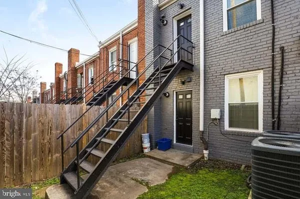 $1,500 | 1720 H Street Northeast, Unit A, Washington, DC 20002