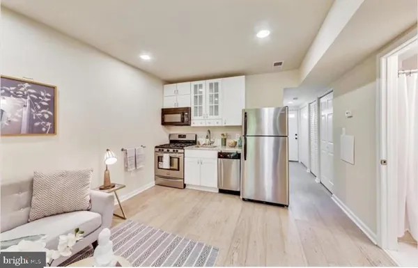 $1,500 | 1720 H Street Northeast, Unit A, Washington, DC 20002