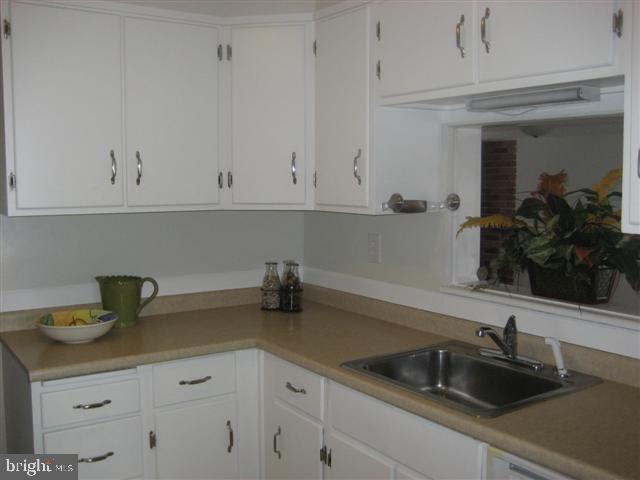 300 Manchester Road Camp Hill, PA 17011 - Photo 5 of 12 Gallery Image 5