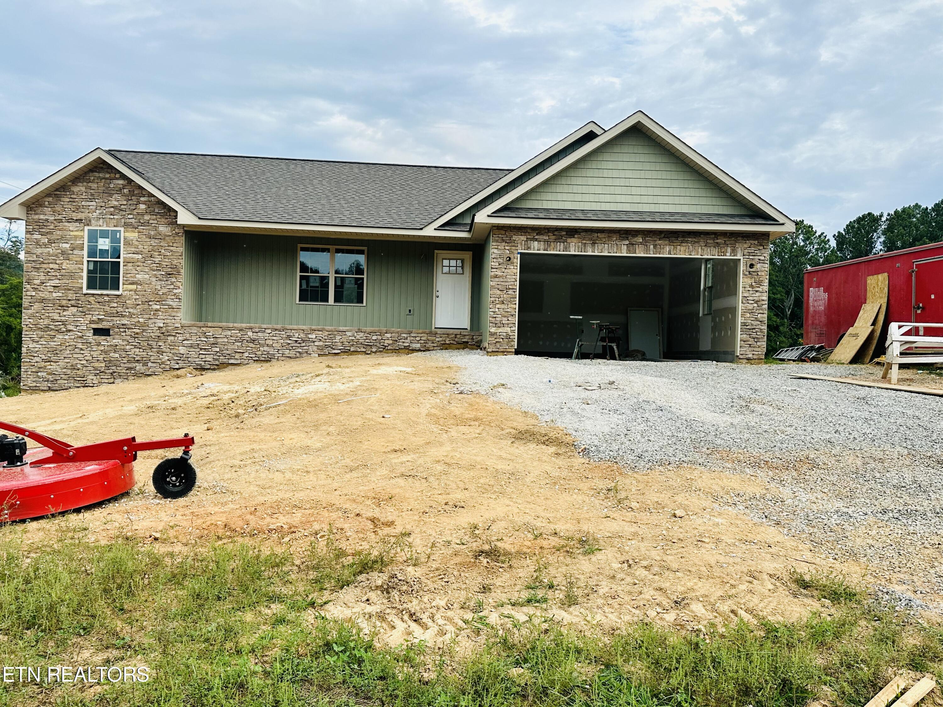 115 Milo Circle Tazewell, TN 37879 - Photo 4 of 5 4E429424-BC94-449A-8AD1-6322D944B24C