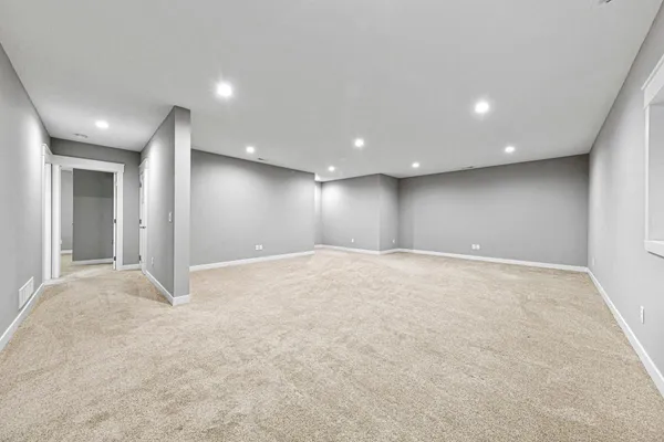 $699,900 | 317 Oak Marsh Drive, Mankato, MN 56001