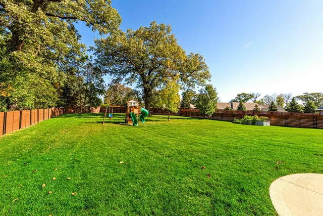 $699,900 | 317 Oak Marsh Drive, Mankato, MN 56001