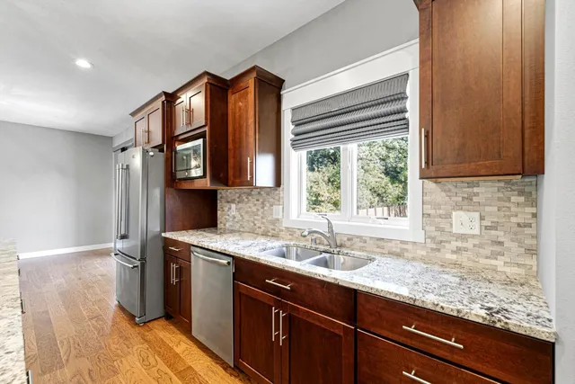 $699,900 | 317 Oak Marsh Drive, Mankato, MN 56001