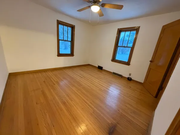 $179,900 | 1420 Frank Hall Drive, Albert Lea, MN 56007