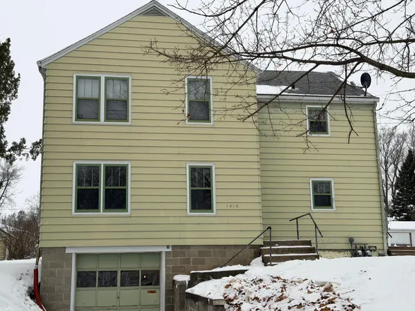 $179,900 | 1420 Frank Hall Drive, Albert Lea, MN 56007