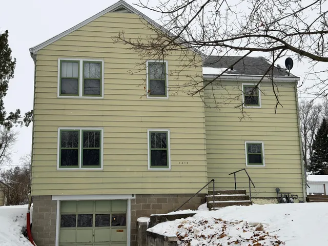 $189,900 | 1420 Frank Hall Drive, Albert Lea, MN 56007
