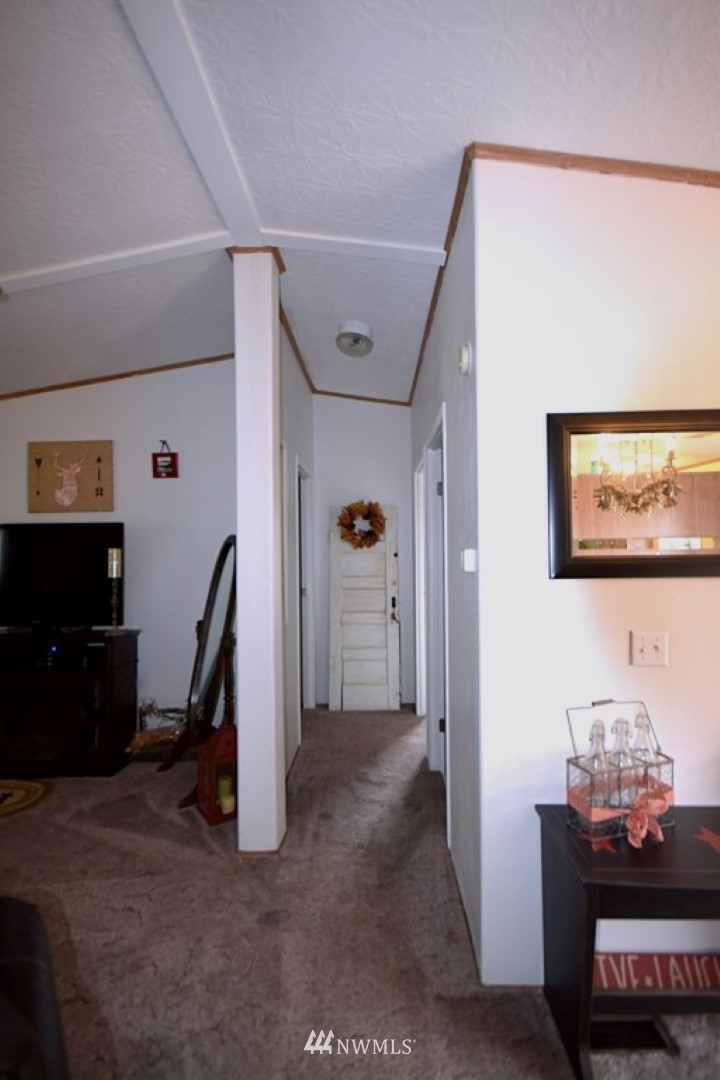 1400 Salzer Valley Road Centralia, WA 98531 - Photo 14 of 25 Gallery Image 14