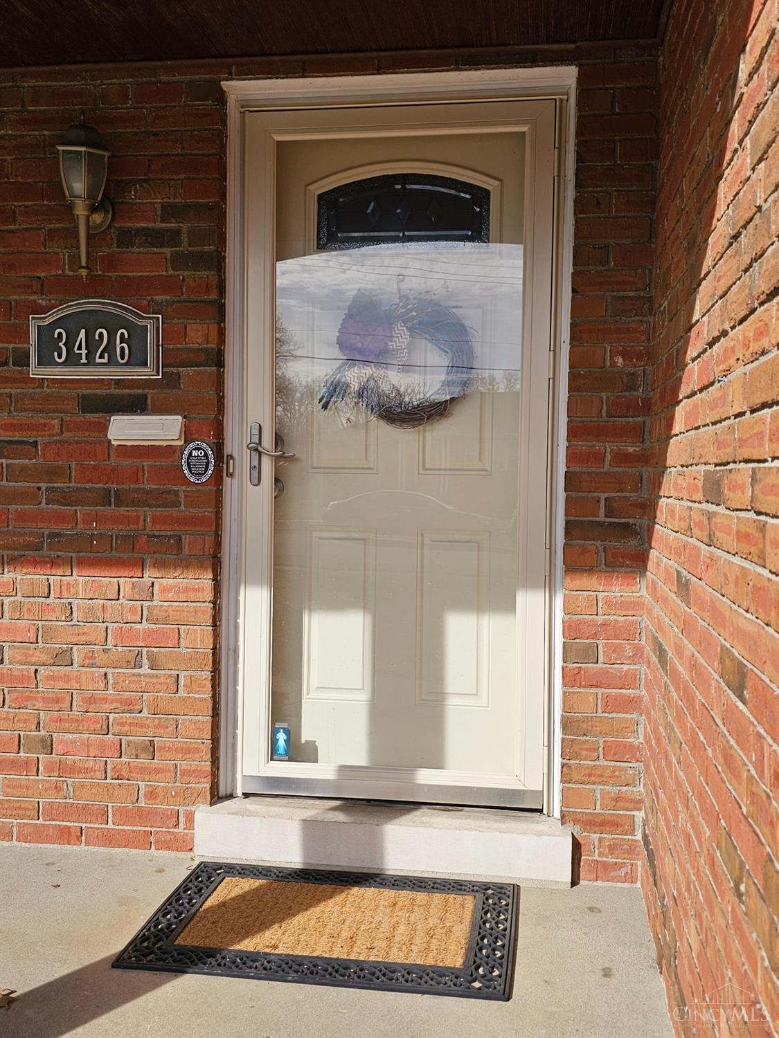 3426 Rocker Drive Cincinnati, OH 45239 - Photo 2 of 37