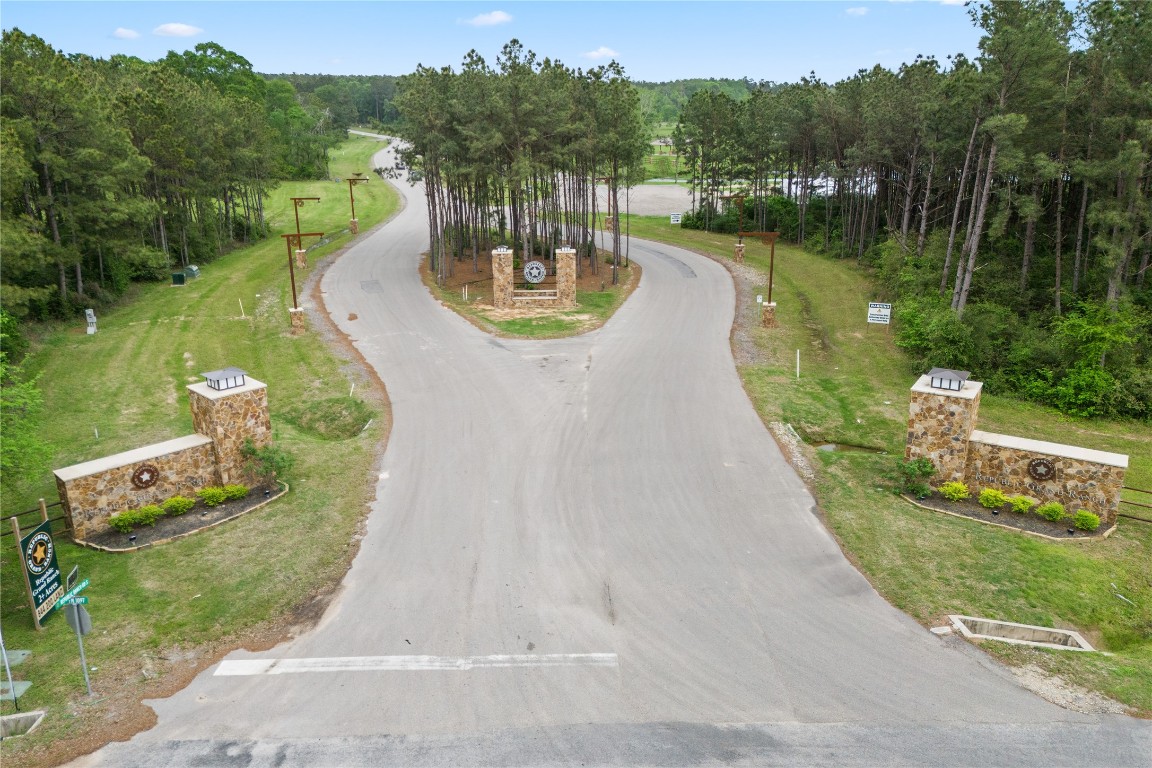 11800 Grand N Road Willis, TX 77378 - Photo 4 of 16