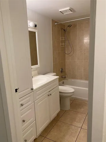 $2,200 | 3545 South Ocean Boulevard, Unit 107, Palm Beach, FL 33480