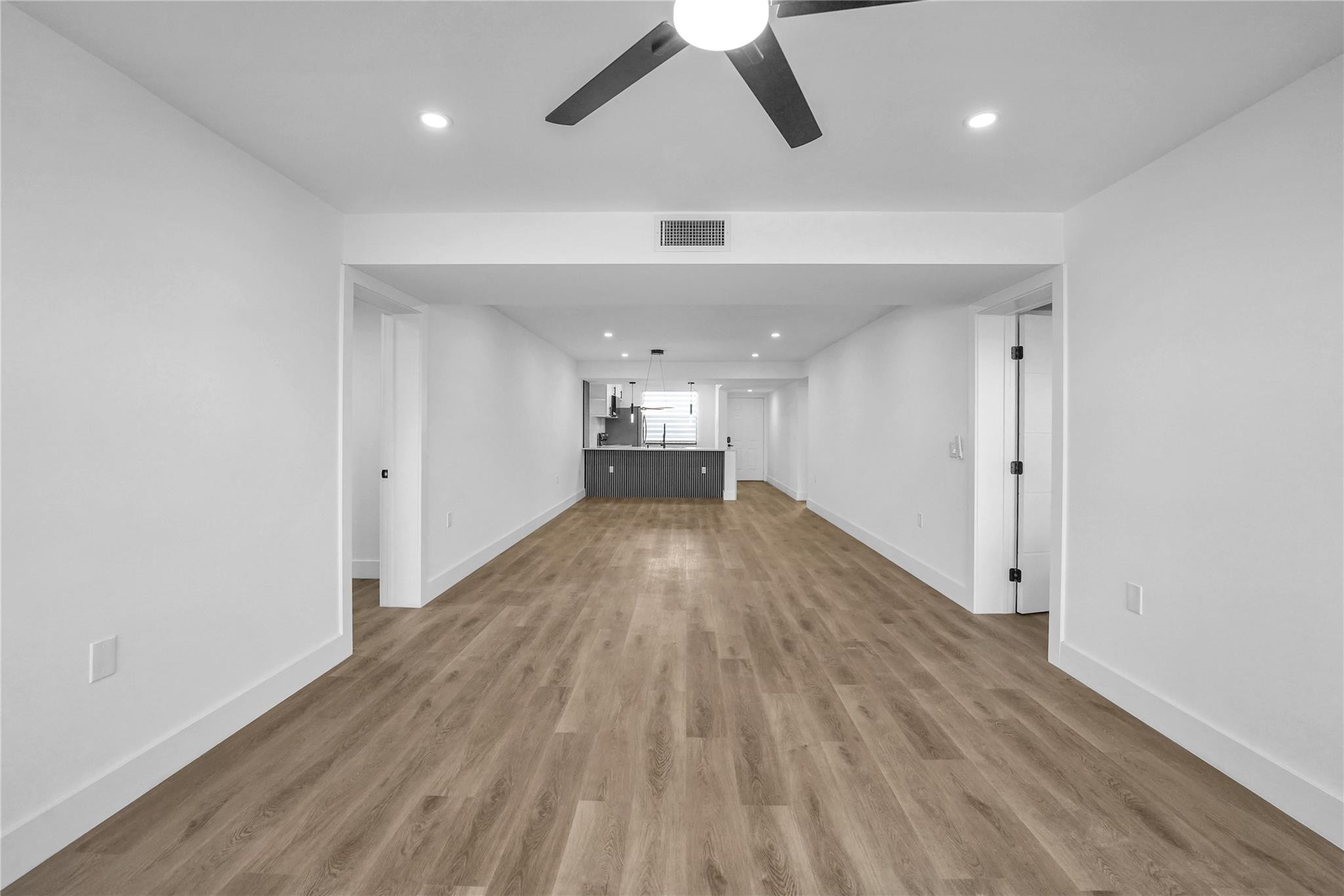 6037 Balboa Circle, Unit 401 Boca Raton, FL 33433 - Photo 18 of 21 Photo 19